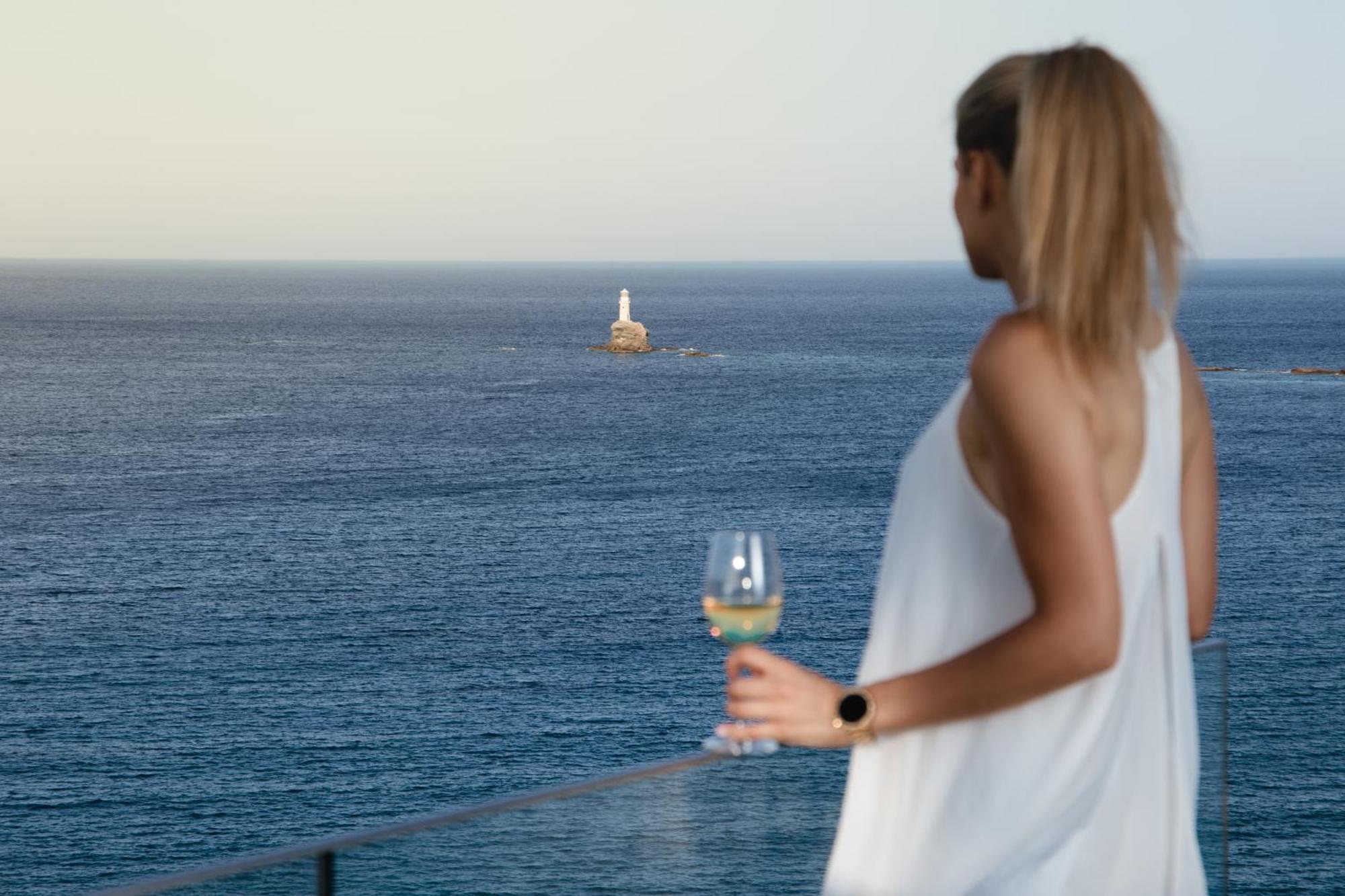 Golden Vista, Beachfront Suites By Explore Andros Exteriör bild
