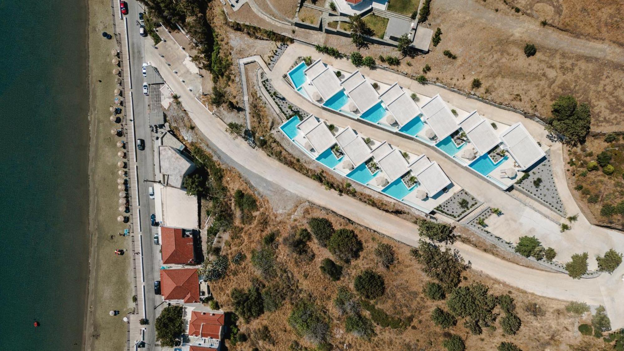 Golden Vista, Beachfront Suites By Explore Andros Exteriör bild
