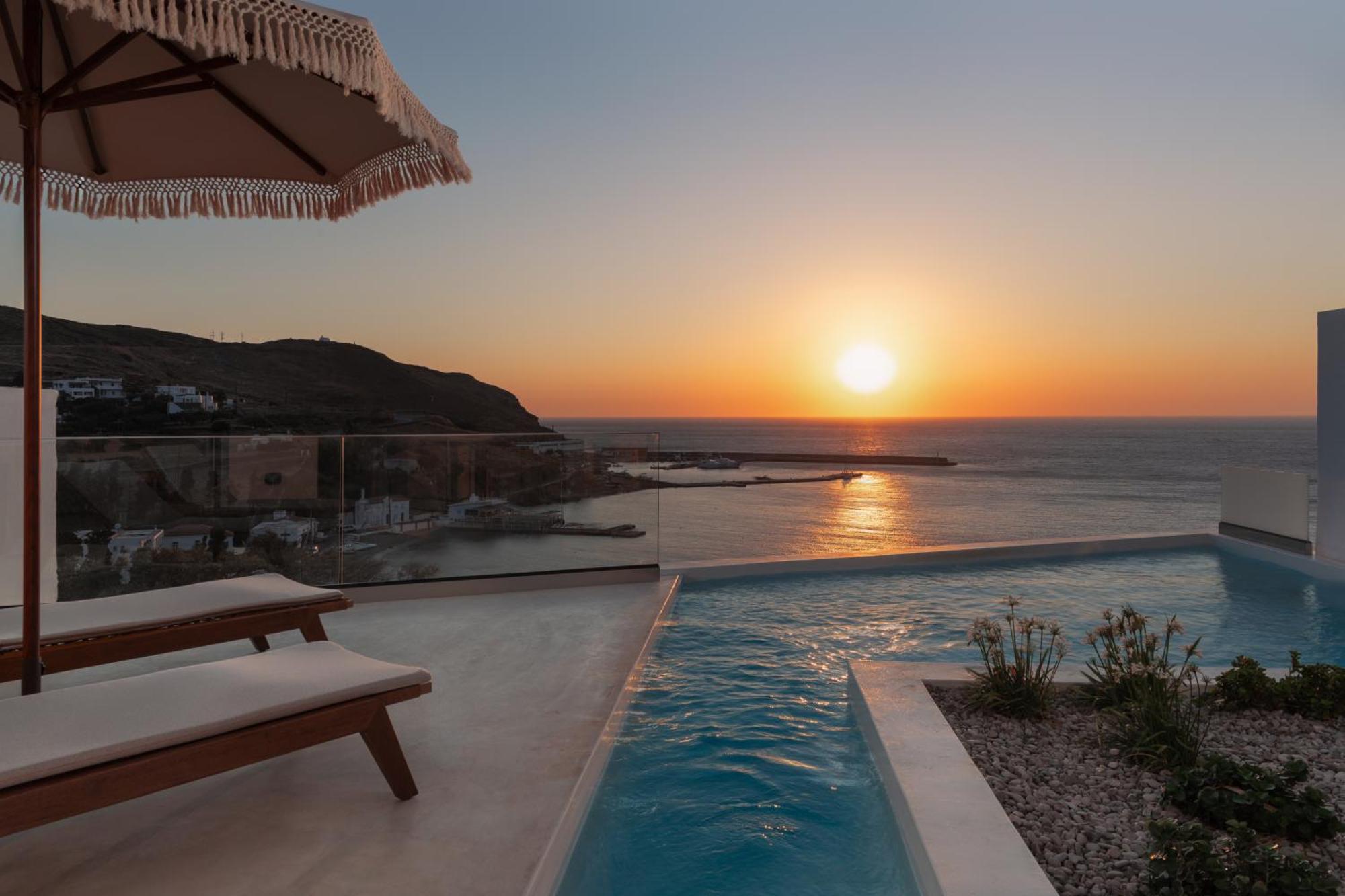 Golden Vista, Beachfront Suites By Explore Andros Exteriör bild