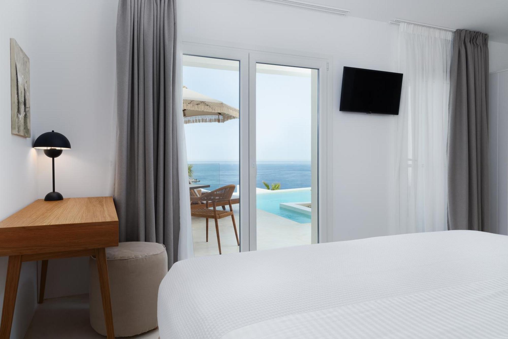 Golden Vista, Beachfront Suites By Explore Andros Exteriör bild